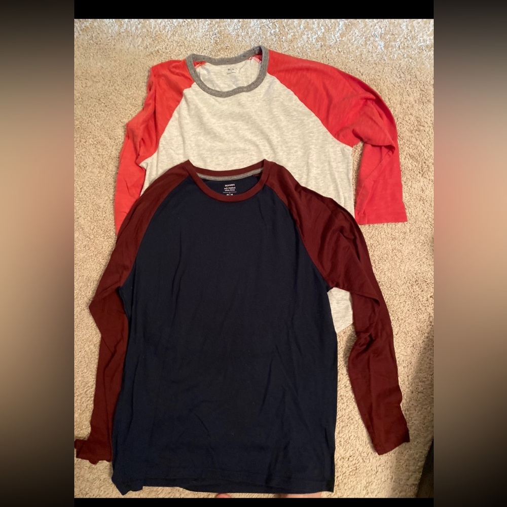 2 Old Navy Men’s Long Sleeve T -Shirt